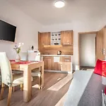 Nepouzivat Zazi Apartmán